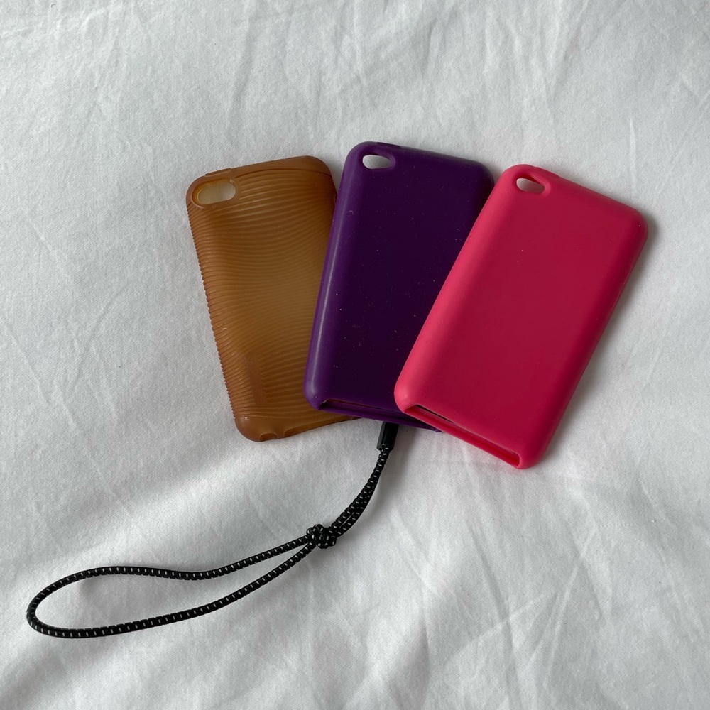 Cases - Picture 2 of 2
